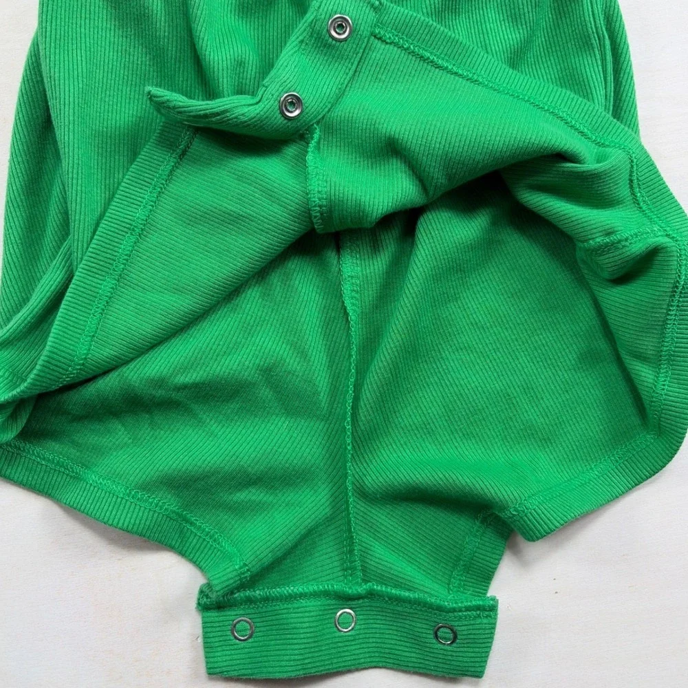 Old Navy Toddler Girls Green Ribbed Knit Sleeveless Snap Bottom Romper 2T